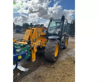 Телескопический погрузчик JCB