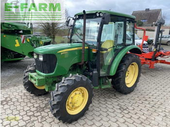Трактор John Deere 5055e: фото 2