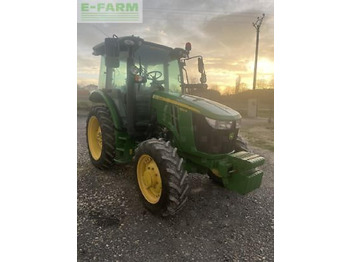 Трактор John Deere 5100r: фото 2