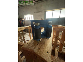 Трактор JOHN DEERE 6195R