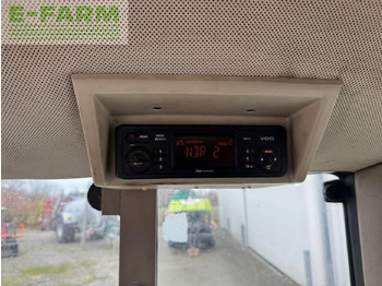 Трактор John Deere 6320: фото 5