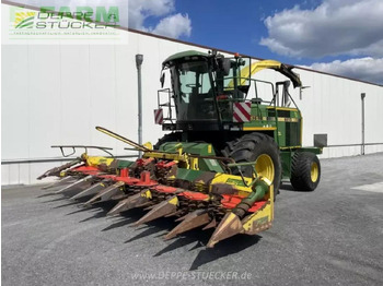 Кормоуборочный комбайн JOHN DEERE 6810