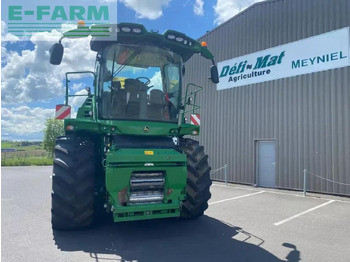 Кормоуборочный комбайн John Deere 8200: фото 3