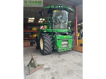 Кормоуборочный комбайн JOHN DEERE 8600