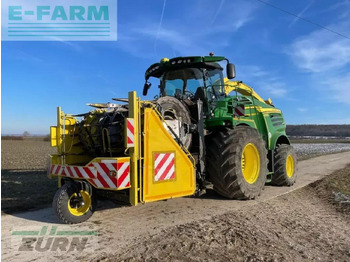 Кормоуборочный комбайн JOHN DEERE 8700