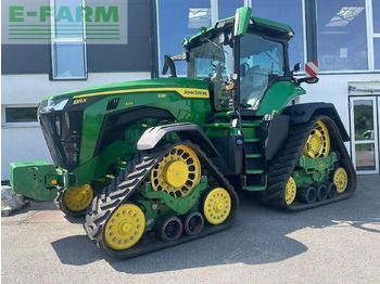 Трактор JOHN DEERE