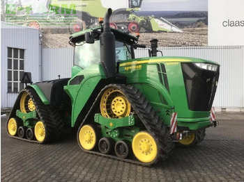 Трактор JOHN DEERE