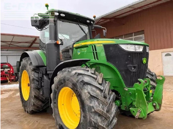 Трактор JOHN DEERE
