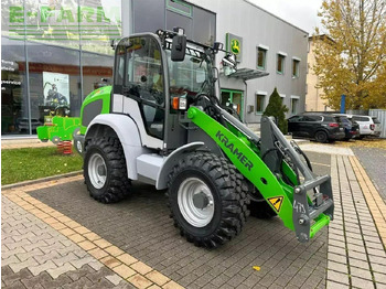 : фото в шапке страницы