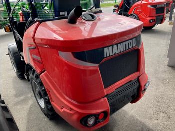 Мини-экскаватор MANITOU MLA 4-50