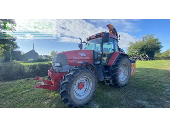 Трактор McCORMICK