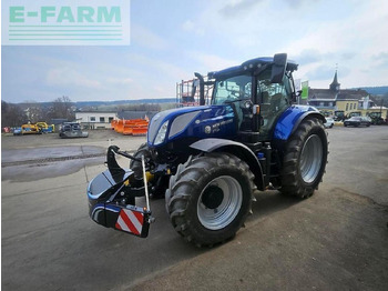 Трактор NEW HOLLAND T7.225