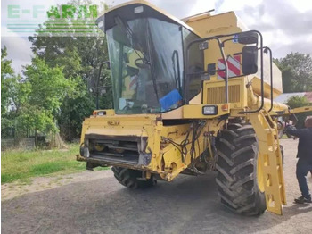 Зерноуборочный комбайн NEW HOLLAND TX series