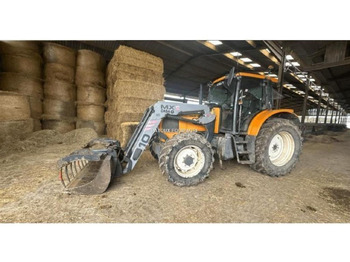 Трактор RENAULT Ares