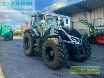 Трактор VALTRA