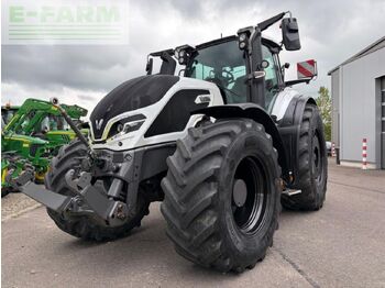 Трактор VALTRA