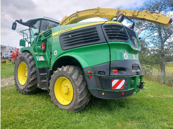 Комбайн JOHN DEERE