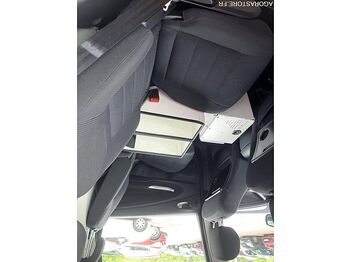 Хэтчбек Ford S-MAX: фото 5