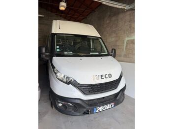 Микроавтобус IVECO Daily