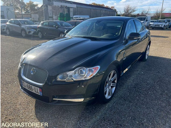 Легковой автомобиль JAGUAR