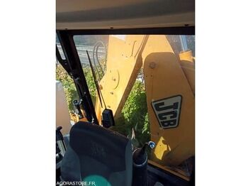 Экскаватор-погрузчик JCB 3CX