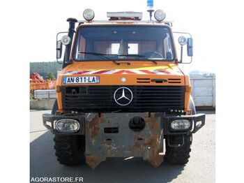 Грузовик бортовой/ Платформа UNIMOG