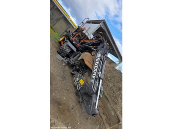 Экскаватор VOLVO