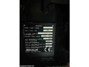 Экскаватор PELLE - MECALAC - 12MXT - 2006 / 4085 HEURES: фото 4 Экскаватор PELLE - MECALAC - 12MXT - 2006 / 4085 HEURES: фото 4