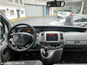 Микроавтобус, Пассажирский фургон RENAULT TRAFFIC: фото 3