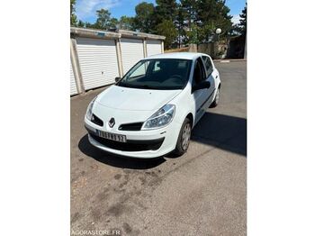 Хэтчбек RENAULT