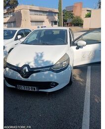 Хэтчбек RENAULT