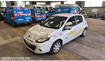 Хэтчбек RENAULT