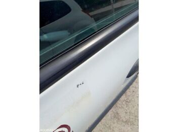 Хэтчбек Renault CLIO: фото 3