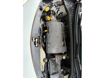 Хэтчбек Renault CLIO: фото 4 Хэтчбек Renault CLIO: фото 4