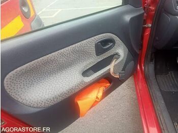 Хэтчбек Renault CLIO: фото 5 Хэтчбек Renault CLIO: фото 5