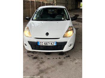 Легковой автомобиль RENAULT