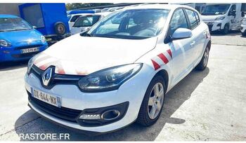 Хэтчбек RENAULT