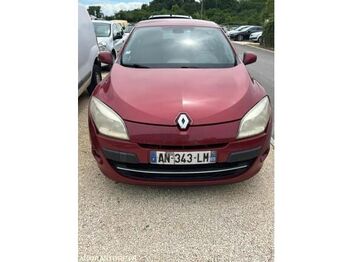 Хэтчбек RENAULT