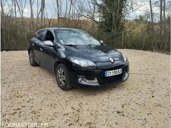 Хэтчбек RENAULT
