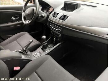 Хэтчбек Renault MEGANE: фото 5 Хэтчбек Renault MEGANE: фото 5