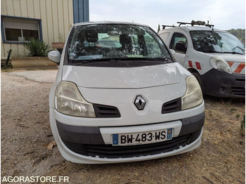Легковой автомобиль RENAULT