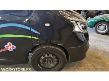 Микроавтобус, Пассажирский фургон Renault TRAFIC: фото 3 Микроавтобус, Пассажирский фургон Renault TRAFIC: фото 3