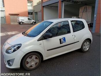 Хэтчбек RENAULT