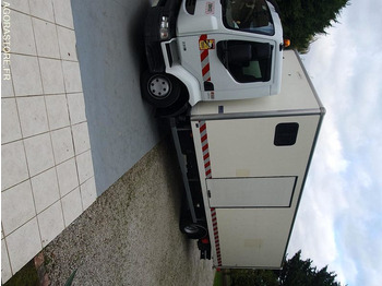 Грузовик RENAULT