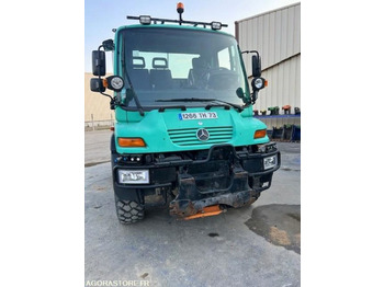 Грузовик UNIMOG U300
