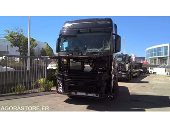 : фото в шапке страницы