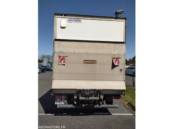 Лёгкий коммерческий автомобиль RENAULT Mascott