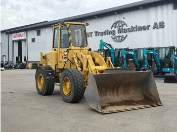 Колёсный погрузчик CATERPILLAR 920