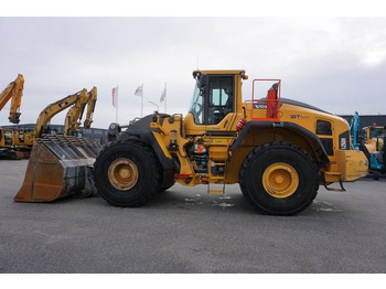 Колёсный погрузчик VOLVO L250H