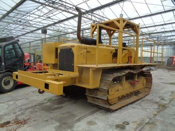 Гусеничный самосвал CATERPILLAR D6C